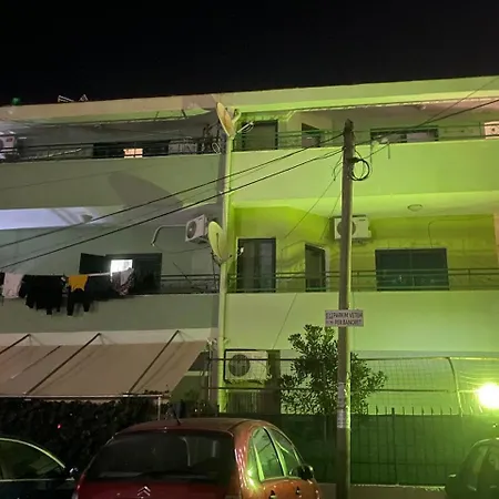 House Luli Lejlighed Golem (Tirana)
