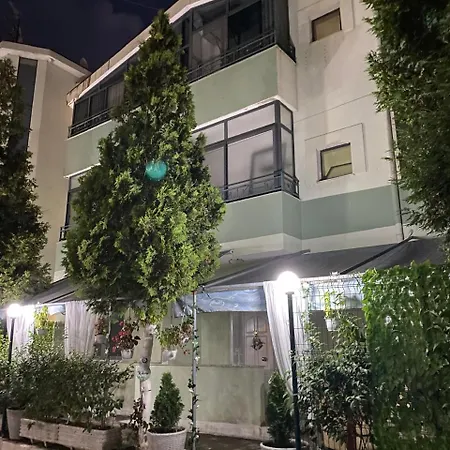 House Luli Golem (Tirana)