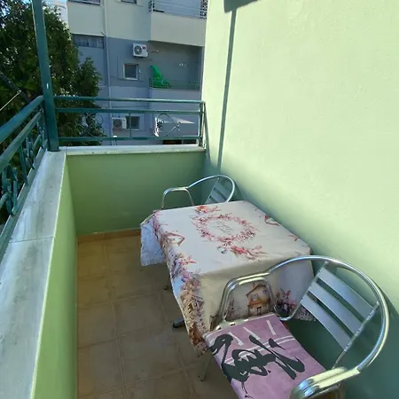 House Luli شقة *